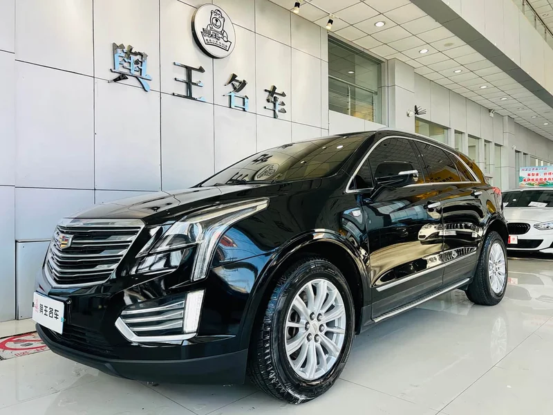 Cadillac XT5 — фото 1