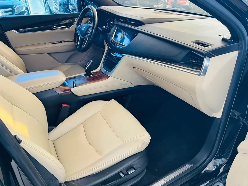 Cadillac XT5 — фото 13