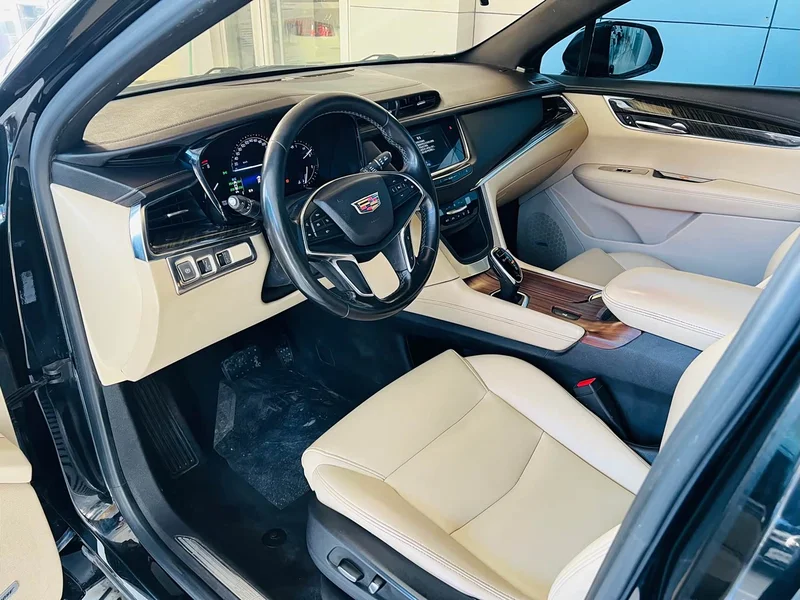 Cadillac XT5 — фото 16