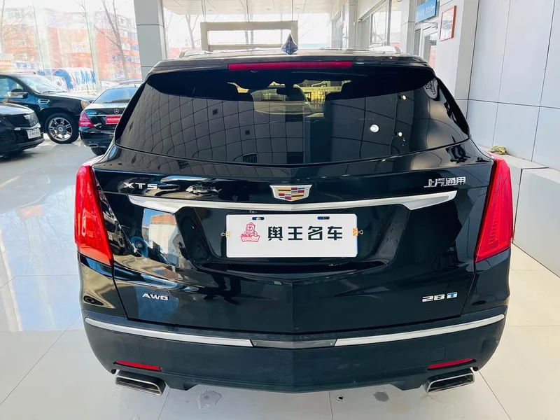 Cadillac XT5 — фото 3