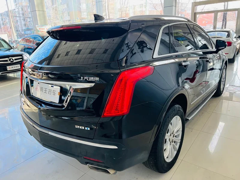 Cadillac XT5 — фото 4