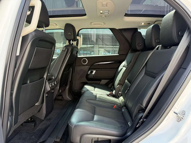 Land Rover Discovery — фото 13