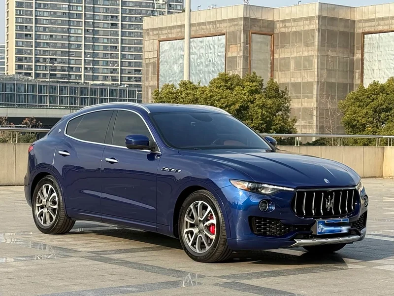 Maserati Levante — фото 3