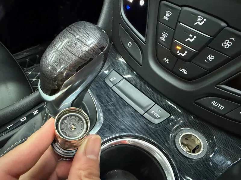 Buick Envision Plus — фото 11
