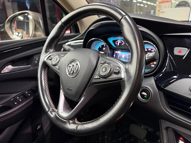 Buick Envision Plus — фото 12