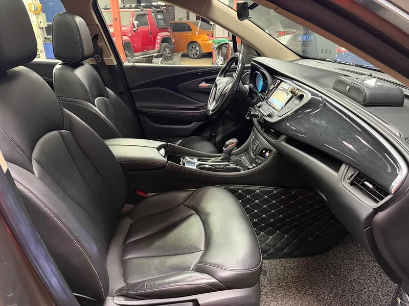 Buick Envision Plus — фото 9