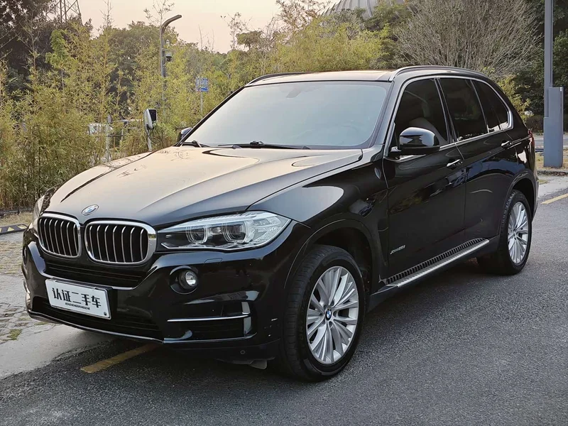 BMW X5 — фото 1