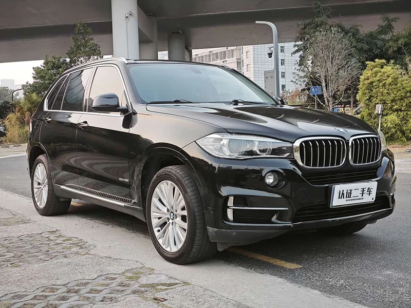 BMW X5 — фото 5