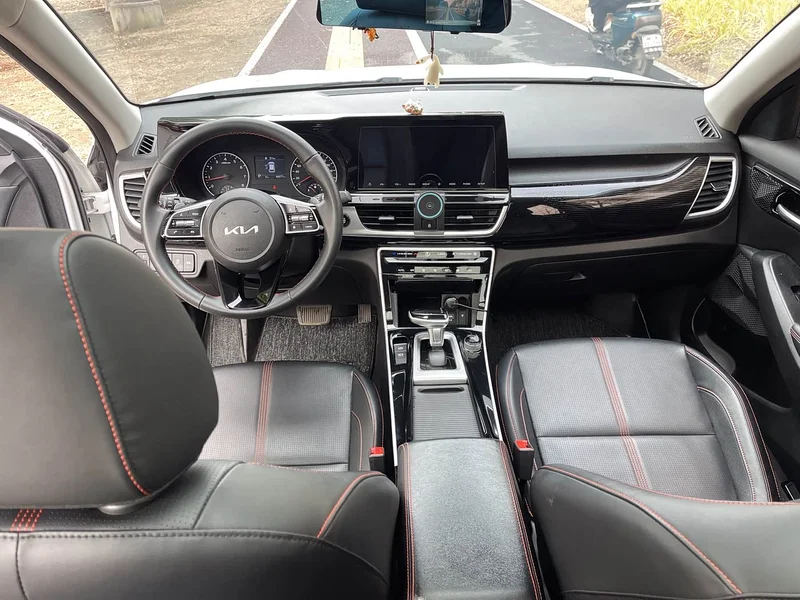 Kia KX3 — фото 13