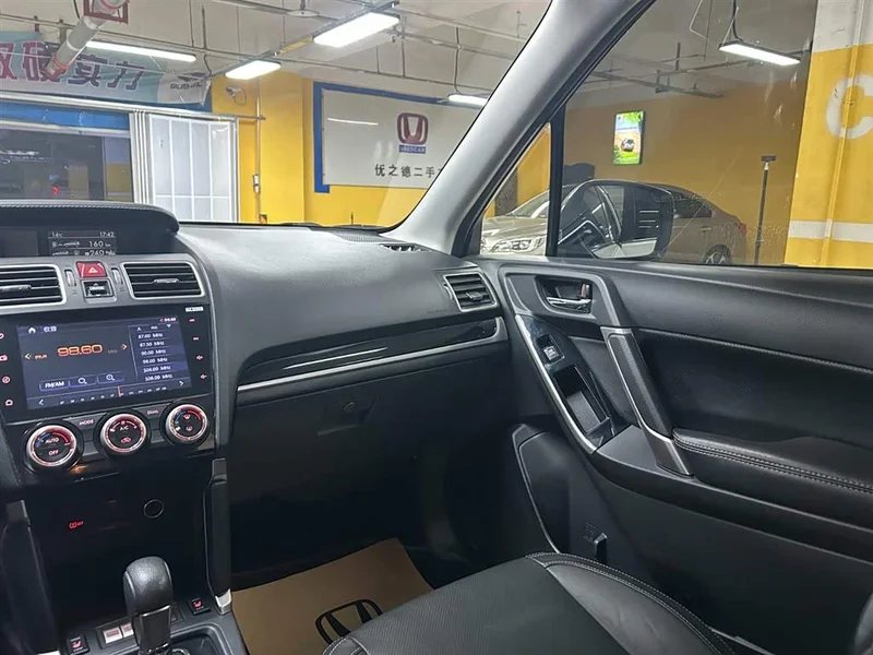 Subaru Forester — фото 17