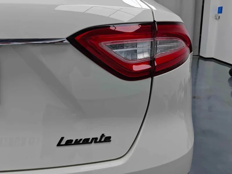 Maserati Levante — фото 14