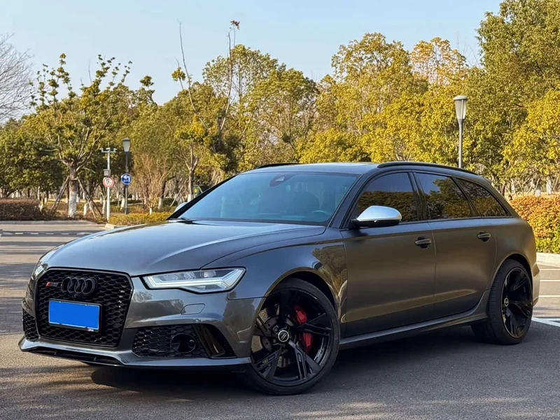 Audi RS 6 — фото 1