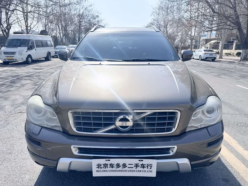 Volvo XC90 — фото 2
