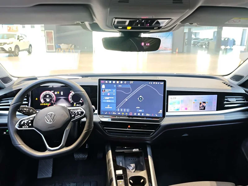 Volkswagen Passat — фото 4