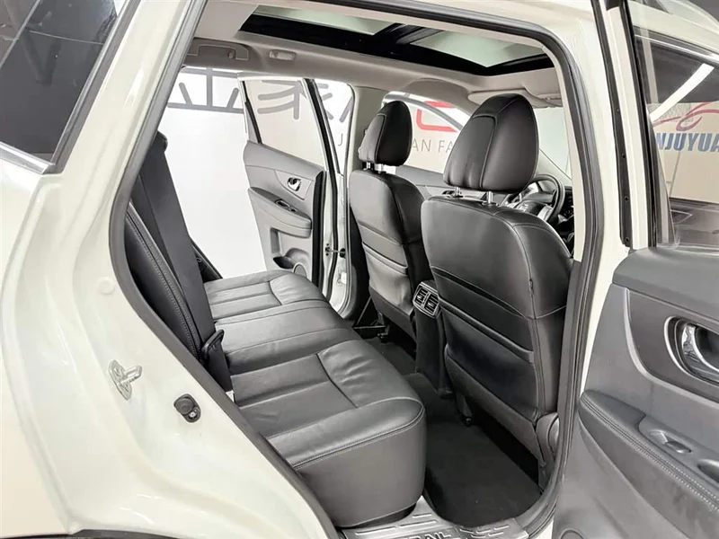 Nissan X-Trail — фото 14