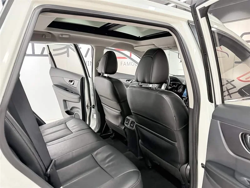 Nissan X-Trail — фото 15