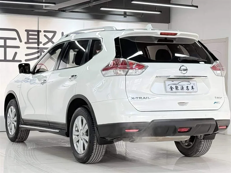 Nissan X-Trail — фото 4