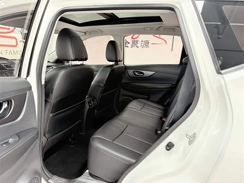 Nissan X-Trail — фото 10