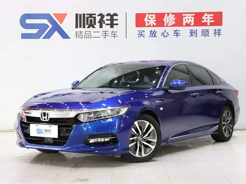 Honda Accord — фото 1