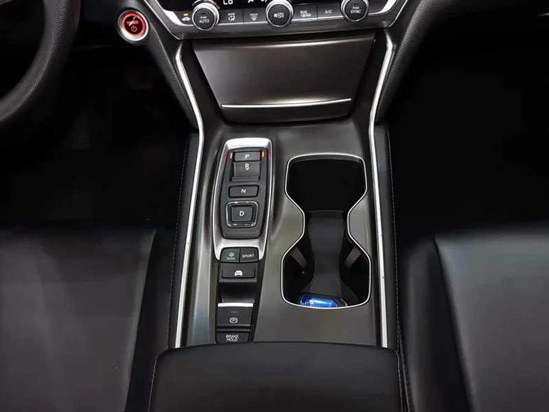 Honda Accord — фото 15