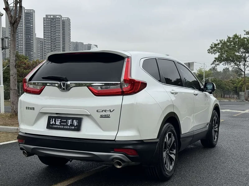 Honda CR-V — фото 12