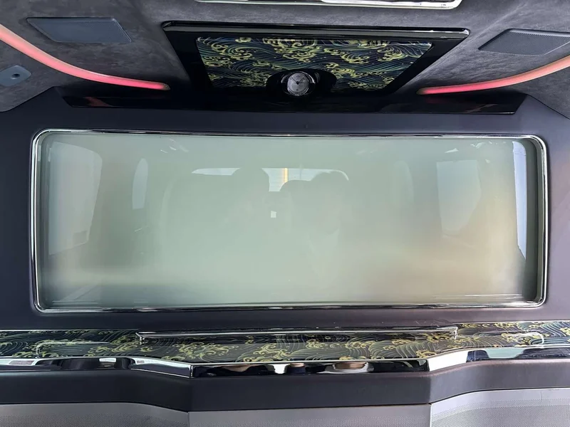 Toyota Alphard — фото 19