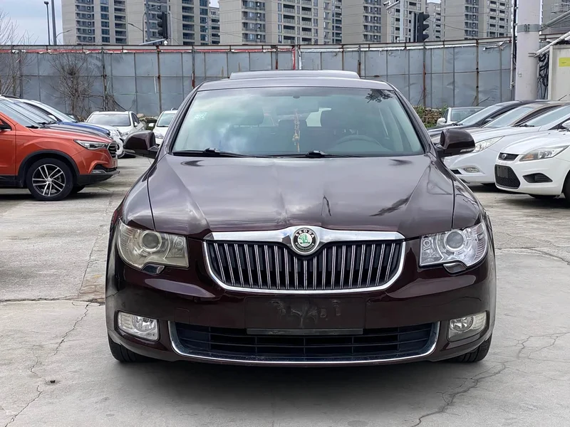 Volkswagen Superb — фото 2
