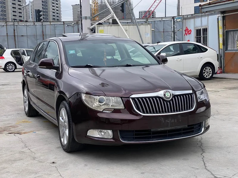 Volkswagen Superb — фото 3