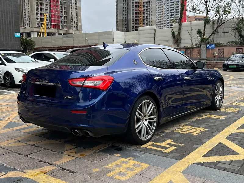 Maserati Ghibli — фото 21