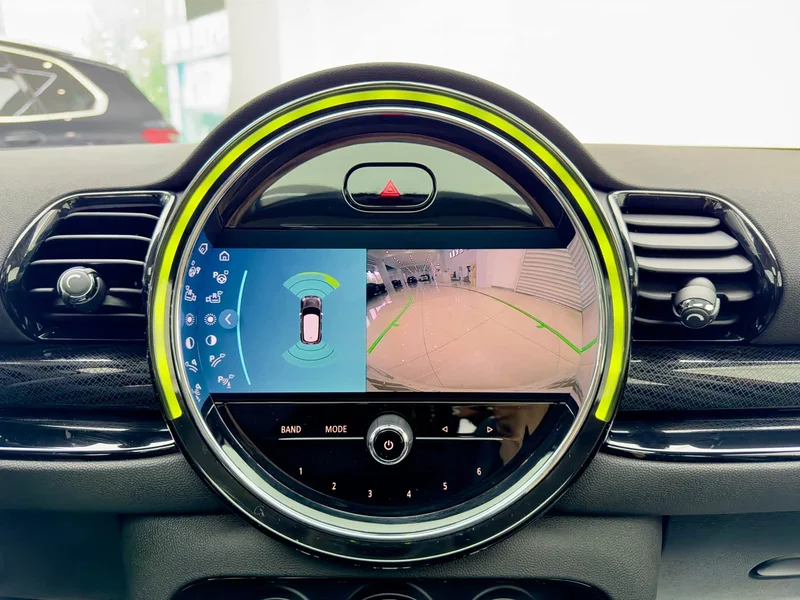 MINI CLUBMAN — фото 19