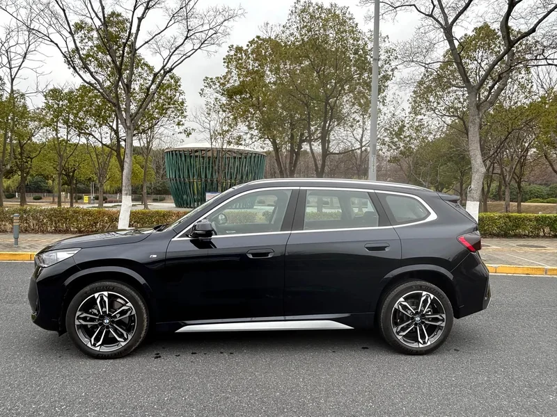 BMW X1 — фото 11