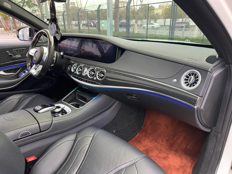 Mercedes-Benz S-Class AMG — фото 12