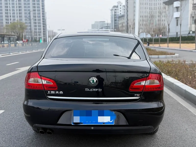 Volkswagen Superb — фото 5