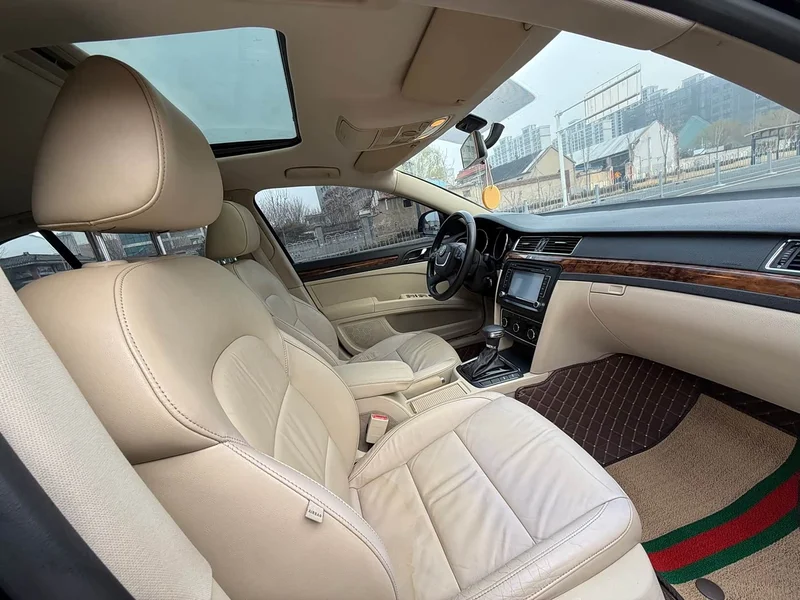 Volkswagen Superb — фото 10