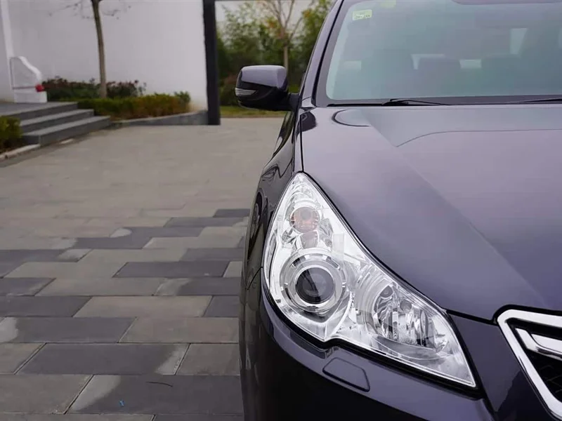 Subaru Legacy — фото 11