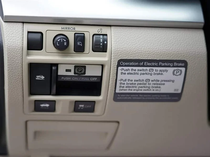 Subaru Legacy — фото 34