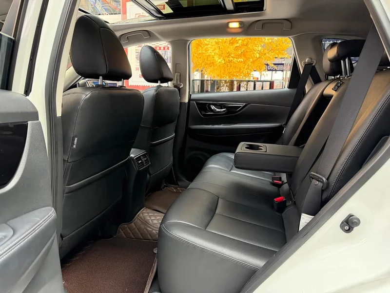 Nissan X-Trail — фото 10