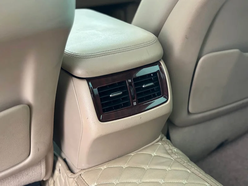 Toyota Crown — фото 14