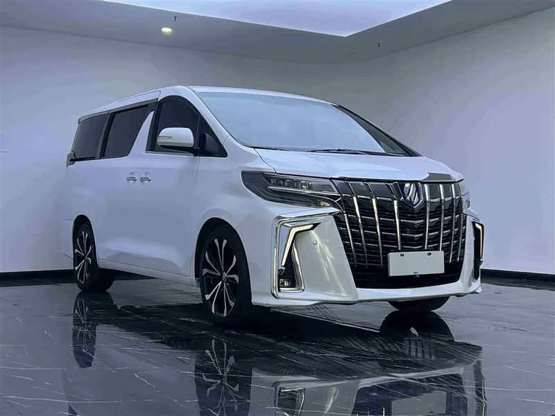 Toyota Alphard — фото 3