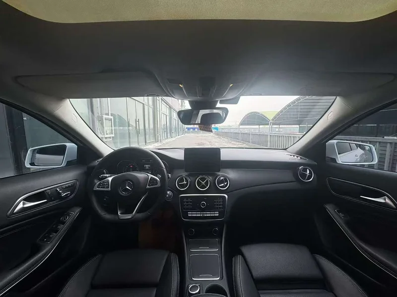 Mercedes-Benz GLA — фото 8