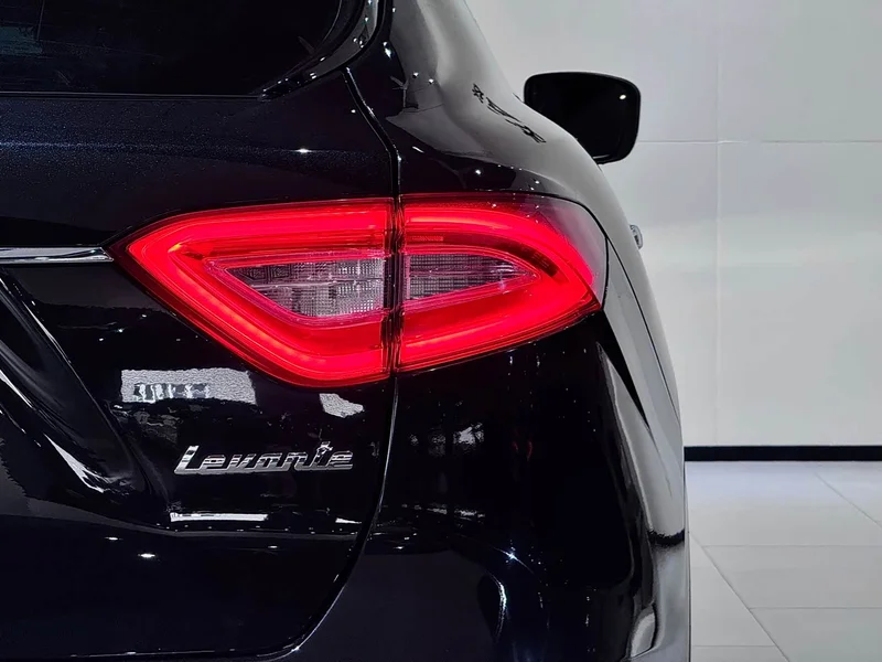 Maserati Levante — фото 13