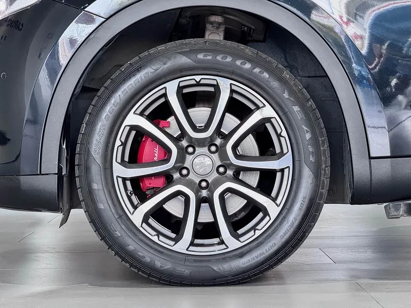Maserati Levante — фото 10