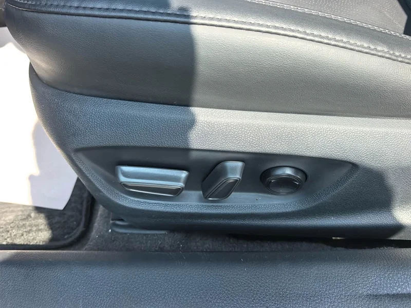 Toyota Avalon — фото 14