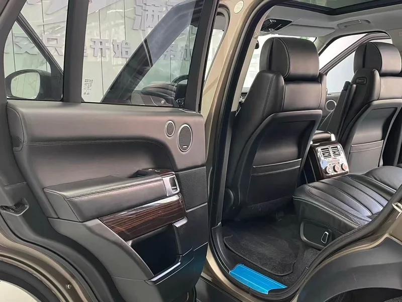 Land Rover Range Rover — фото 12