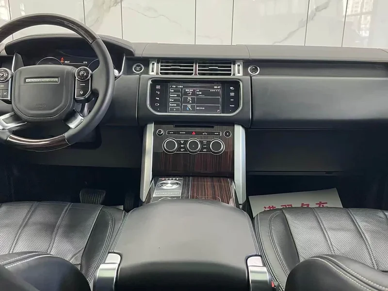 Land Rover Range Rover — фото 19