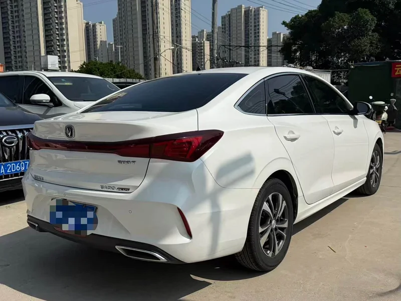 Changan Eado — фото 11