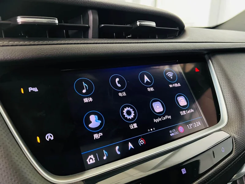 Cadillac XT5 — фото 13