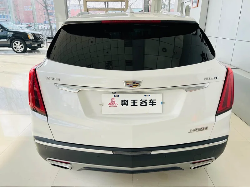 Cadillac XT5 — фото 5