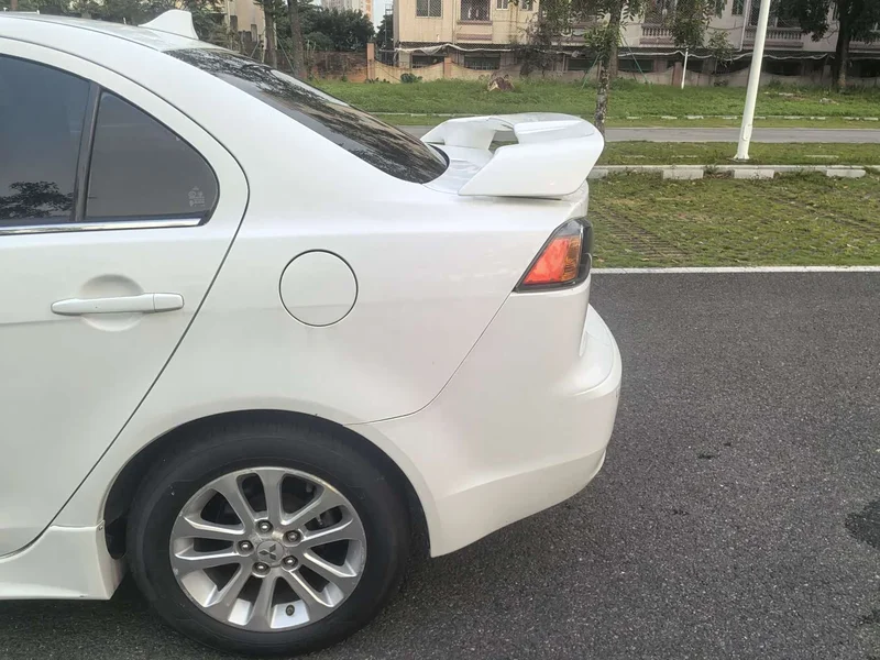 Mitsubishi Lancer EX — фото 22