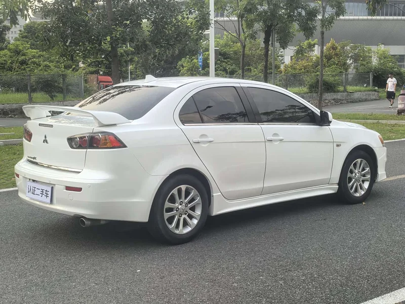 Mitsubishi Lancer EX — фото 24